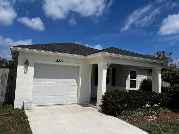 Property Photo:  2277 SE Monroe Street  FL 34997 