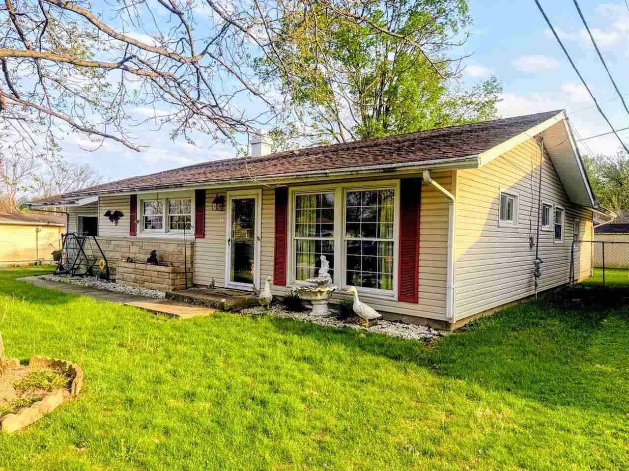 Property Photo:  109 Lin Kay Place  IN 47374 