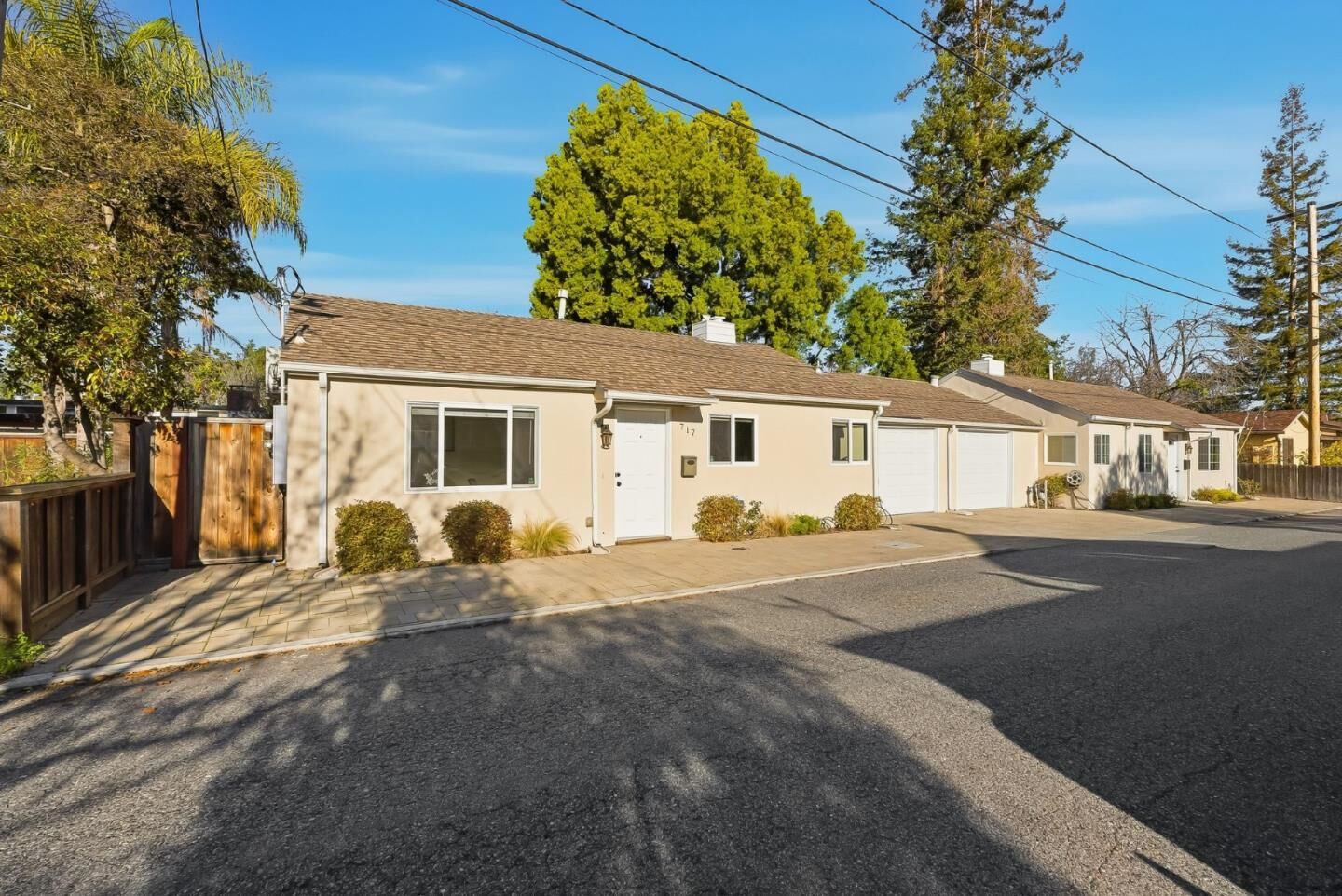Property Photo:  717 & 723 Ellsworth Place  CA 94306 