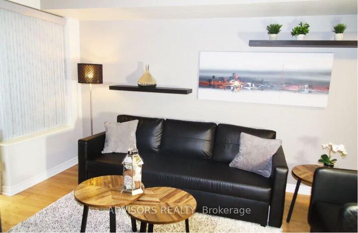 Property Photo: 270 Wellington Street 413 ON M5V 3P5