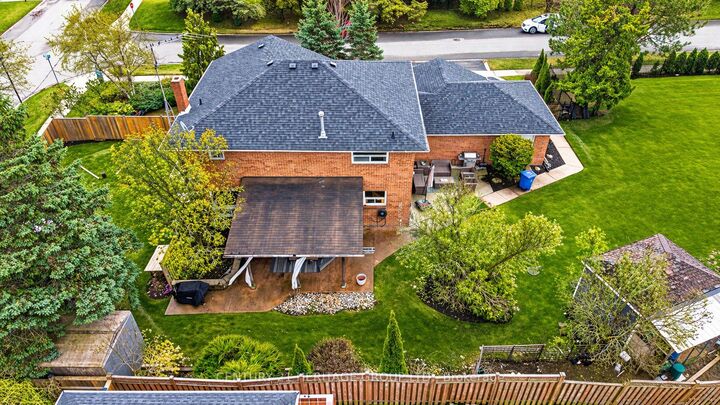 Photo de la propriété: 80 Findlay Avenue ON L7B 1E1