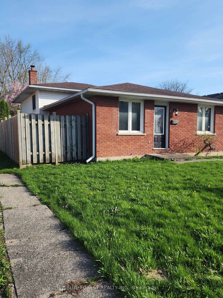 Property Photo: 221 Admiral Drive ON N5V 1H9