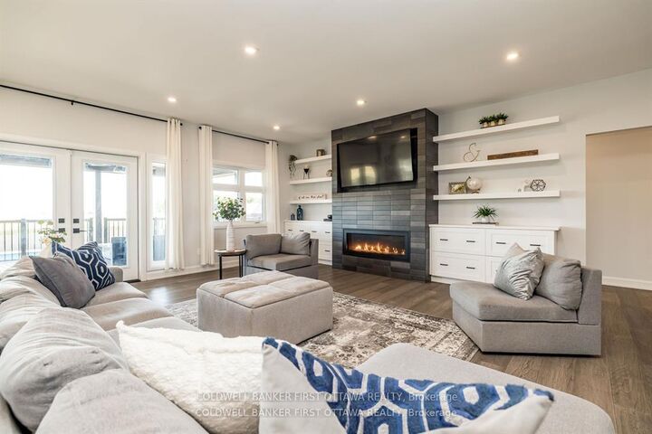 Property Photo:  5758 Fernbank Road  ON K2S 1B6 