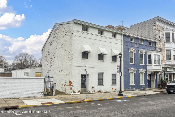 Property Photo:  336 Warren  NY 12534 