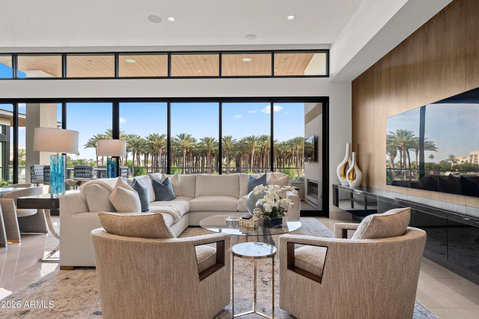 Property Photo:  6587 N Palmeraie Boulevard 2046  AZ 85253 