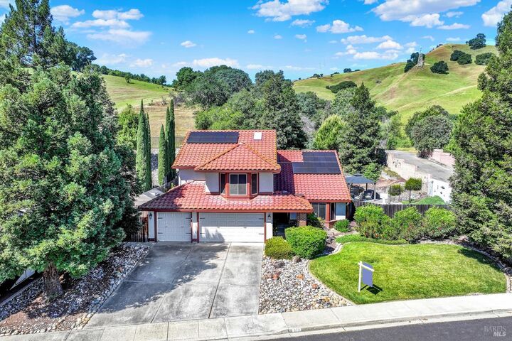 Property Photo:  573 Rambleton Drive  CA 95688 