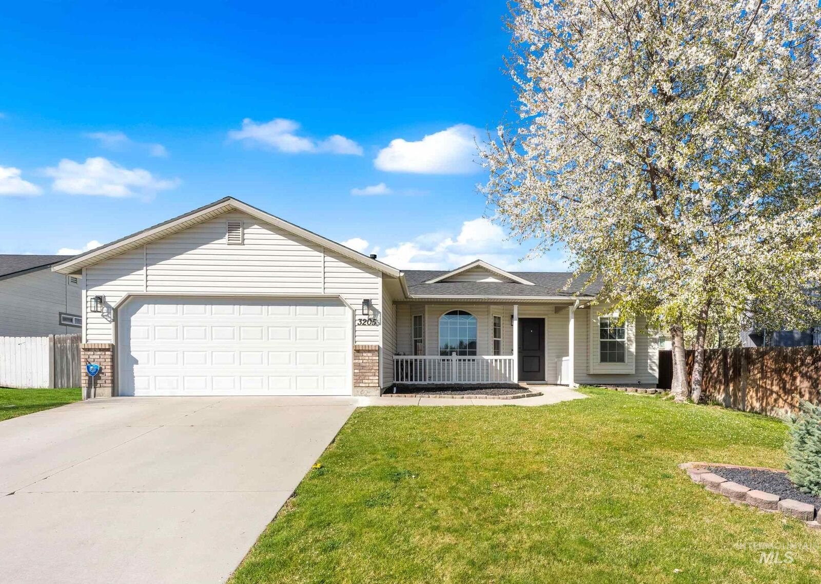 Property Photo:  3205 S Malad Dr.  ID 83686 