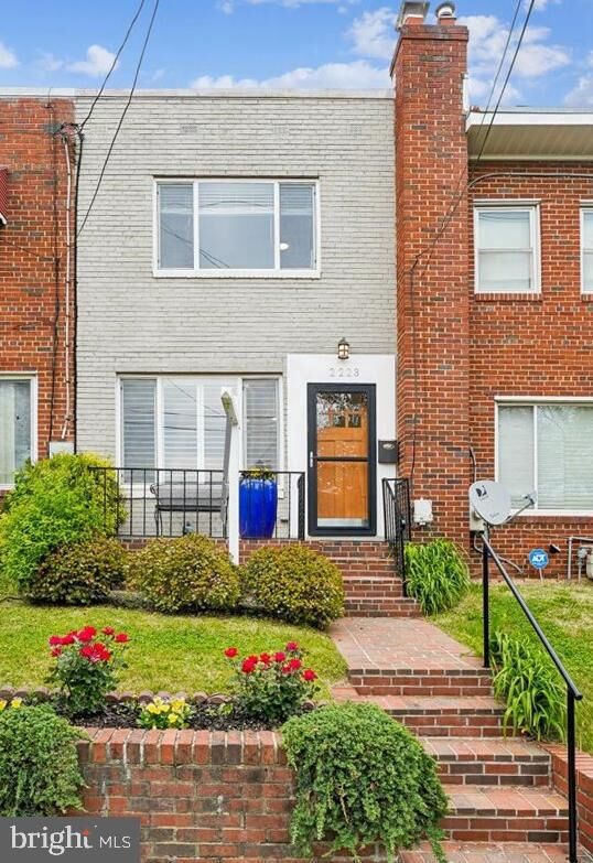 Property Photo:  2223 16th Street NE  DC 20018 
