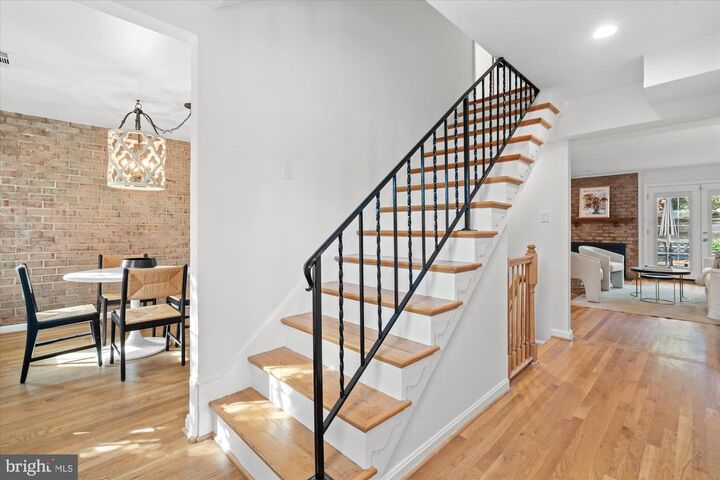 Property Photo:  5431 Richenbacher Avenue  VA 22304 