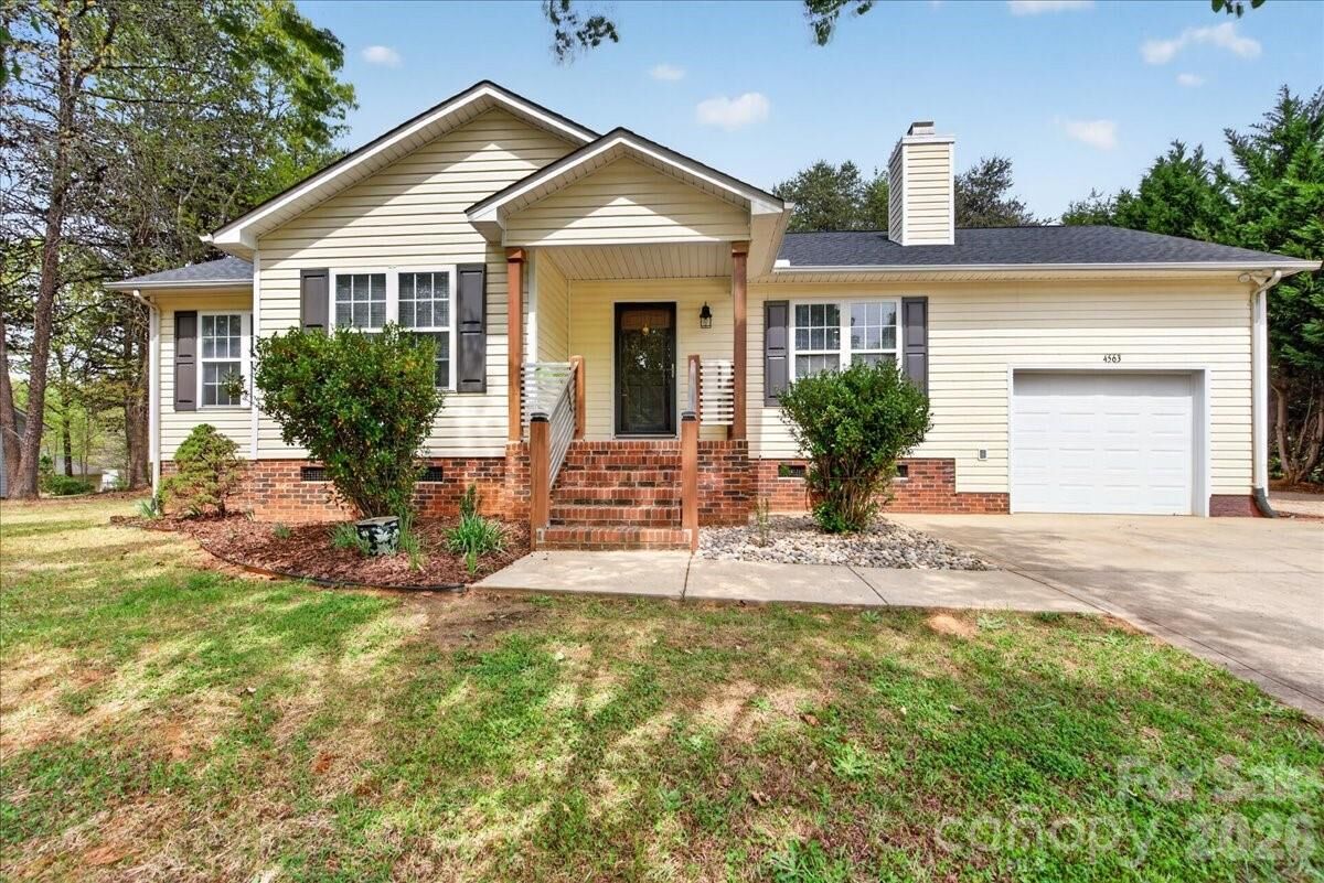 Property Photo:  4563 Brave Avenue  NC 28650 