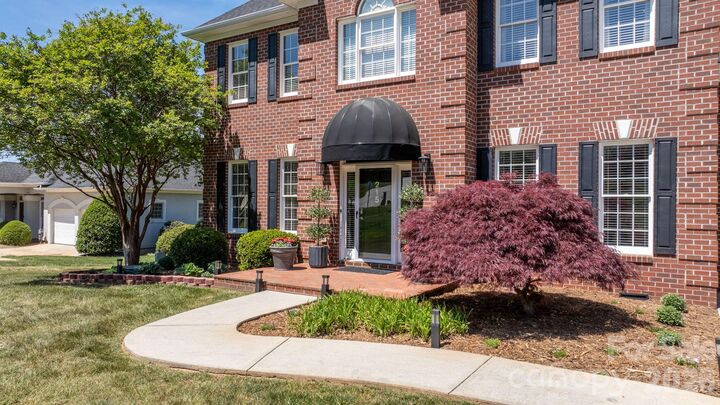 Property Photo:  215 Iswa Drive  NC 28681 