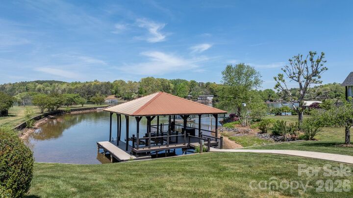 Property Photo:  215 Iswa Drive  NC 28681 