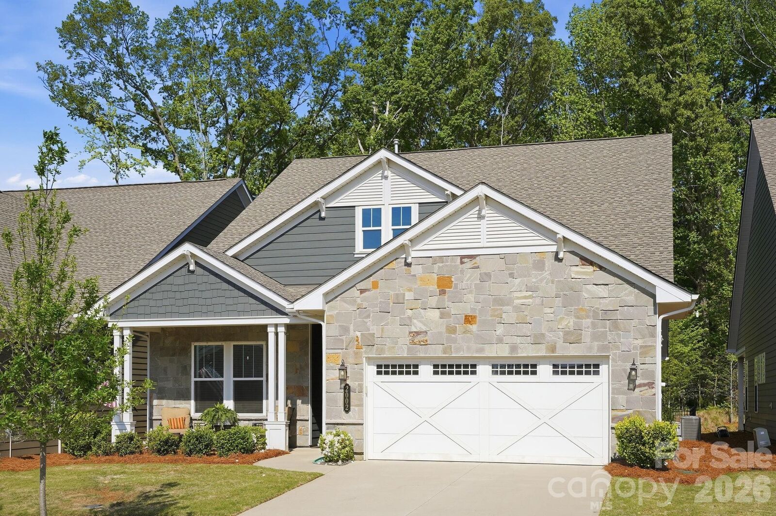 Property Photo:  2002 Belle Mont Farm Avenue  NC 28110 