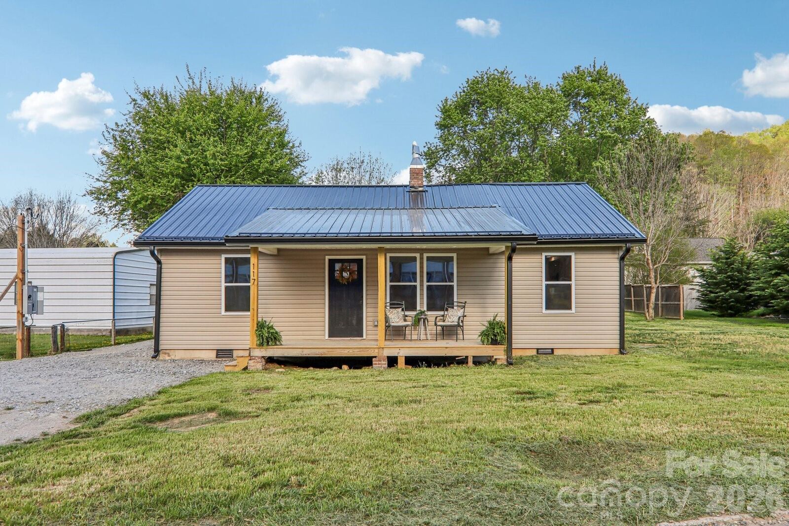 Property Photo:  117 Virginia Avenue  NC 28786 