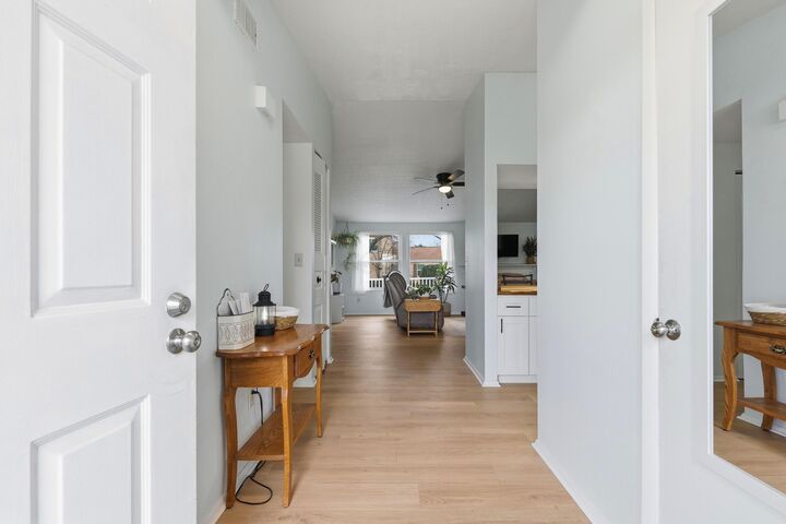 Property Photo:  1013 S Hempstead Road  OH 43081 