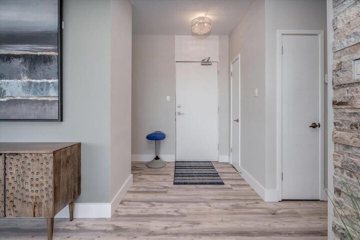 Photo de la propriété:  71 Roslyn Road  MB R3L 0G2 