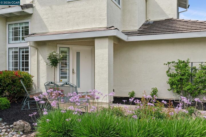 Property Photo:  5214 Pebble Glen Drive  CA 94521 