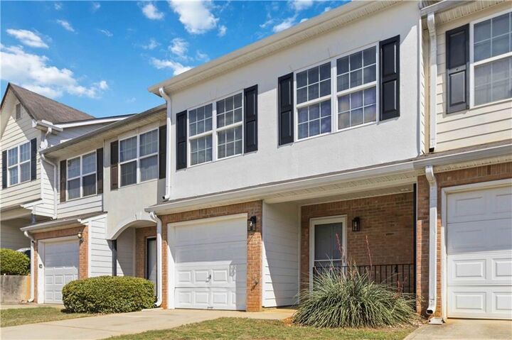 Property Photo:  702 Georgetown Court  GA 30236 