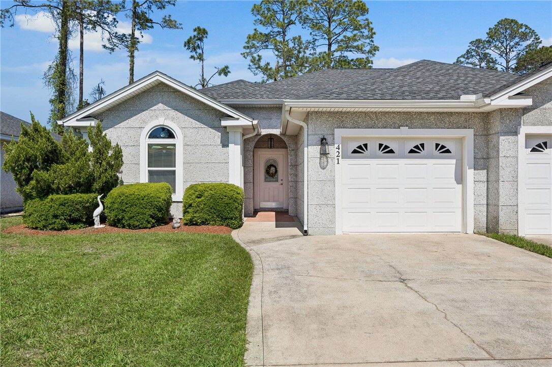 Property Photo:  421 Eagle Boulevard  GA 31548 