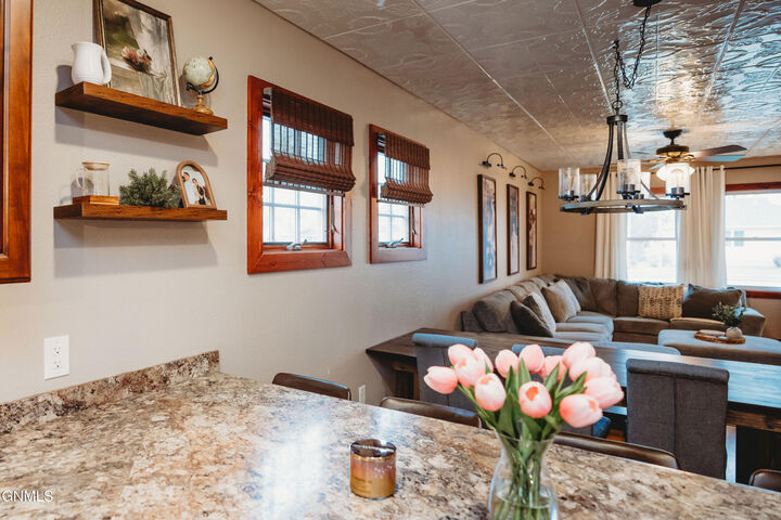 Property Photo:  517 3rd Street SE  ND 58401 