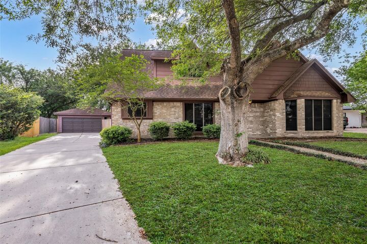 Property Photo:  15510 Tadworth Court  TX 77062 