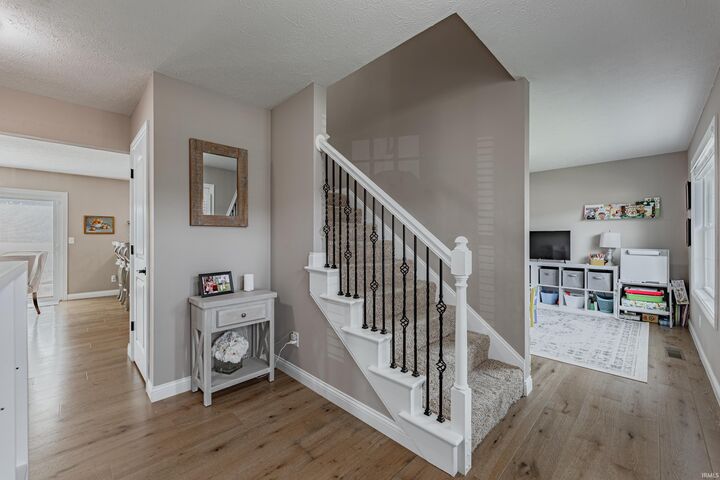 Property Photo:  1516 Hills Drive  IN 47720 