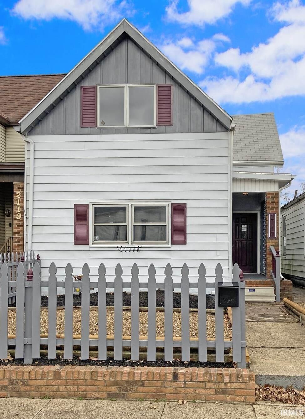 Property Photo:  2117 W Indiana Street  IN 47712 