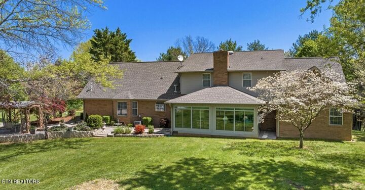 Property Photo:  2041 Witt Rd  TN 37890 