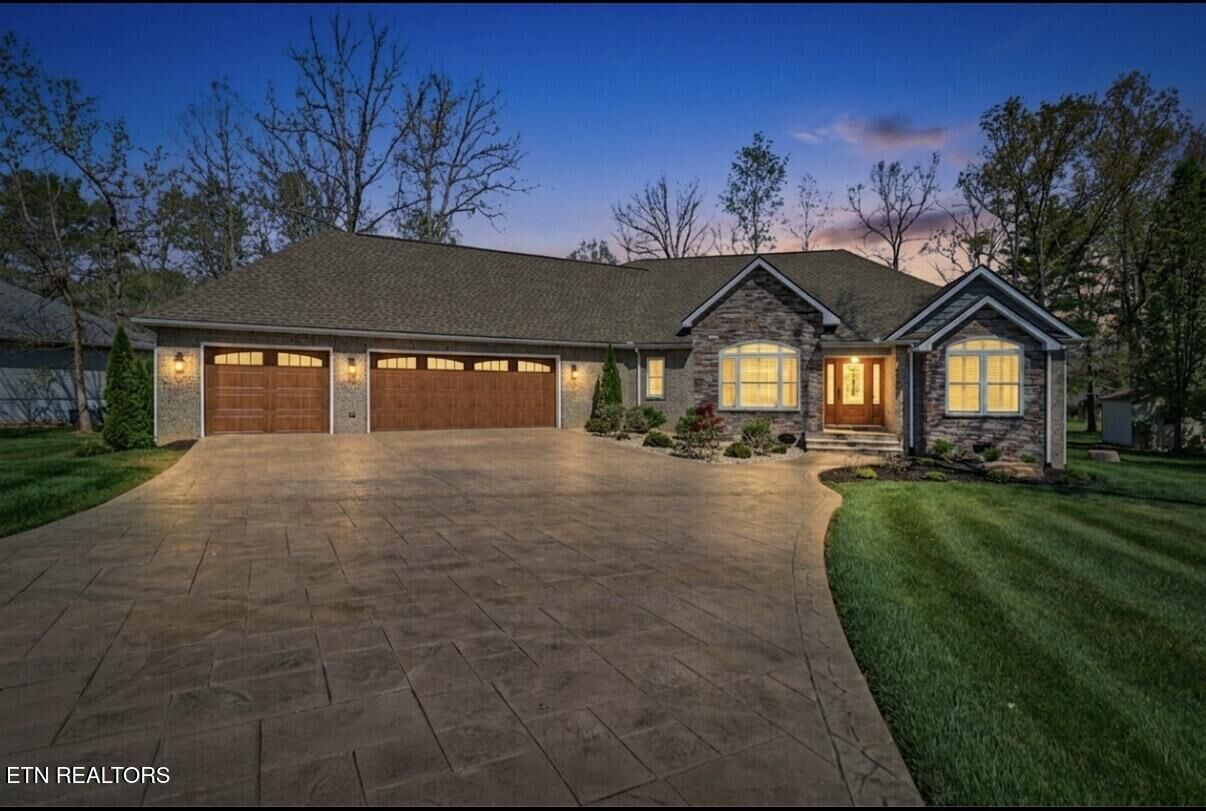 Property Photo:  120 Forest View Drive  TN 38558 