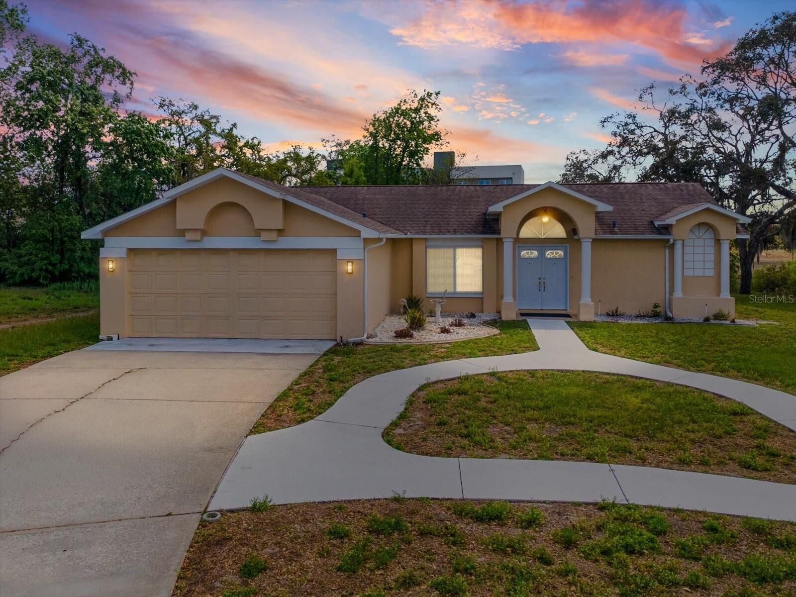 Property Photo:  8052 Spring Hill Drive  FL 34606 