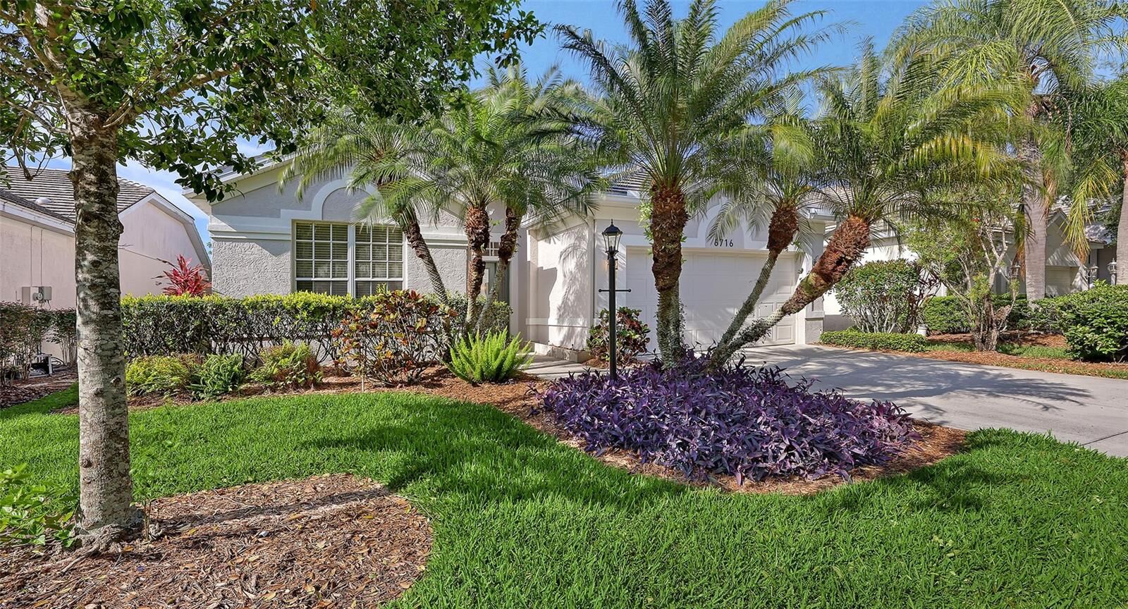 Property Photo:  6716 Spring Moss Place  FL 34202 
