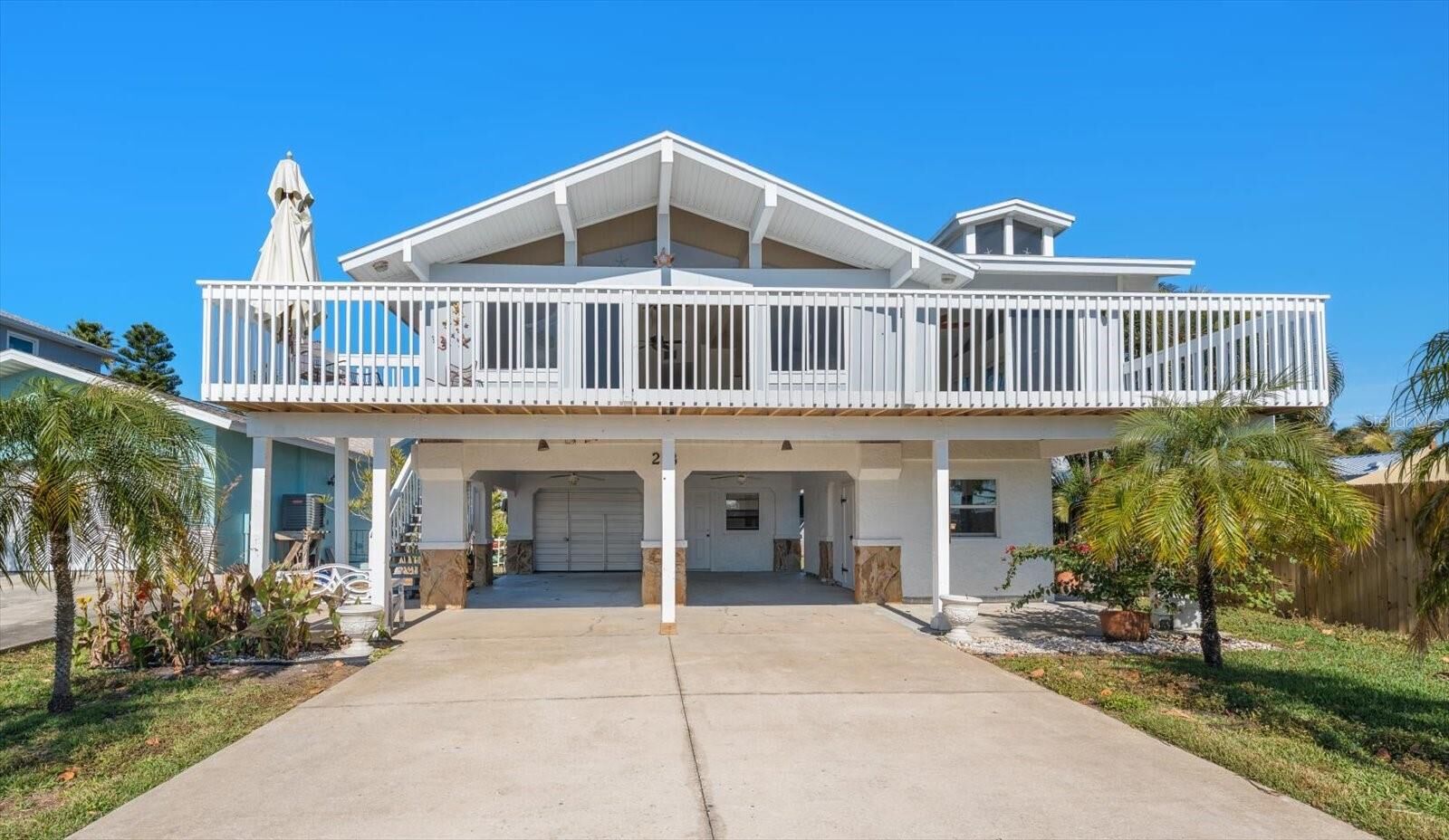 Property Photo: 218 176th Avenue E FL 33708