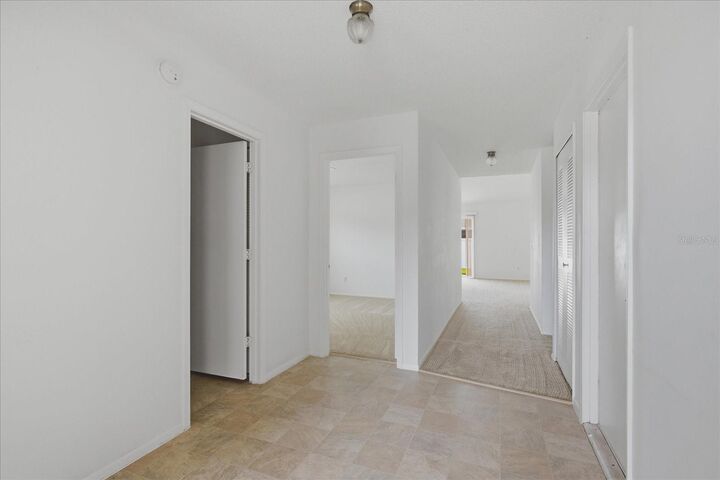 Property Photo:  601 Oak Manor Circle  FL 32825 