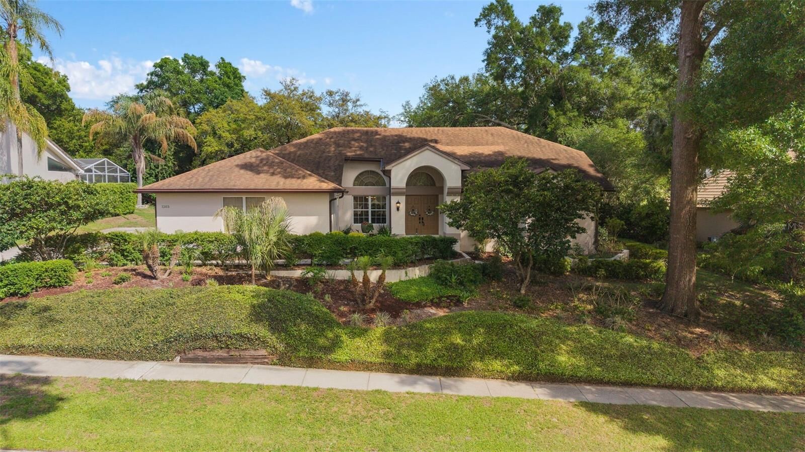 Property Photo:  1203 Tall Pine Drive  FL 32712 
