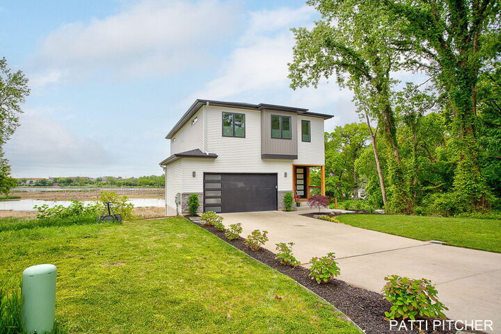 Property Photo: 104 River Hills Drive MI 49424
