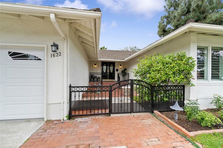 Property Photo:  1622 Via Alegre  CA 91773 