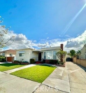 Property Photo:  724 Simmons  CA 90640 