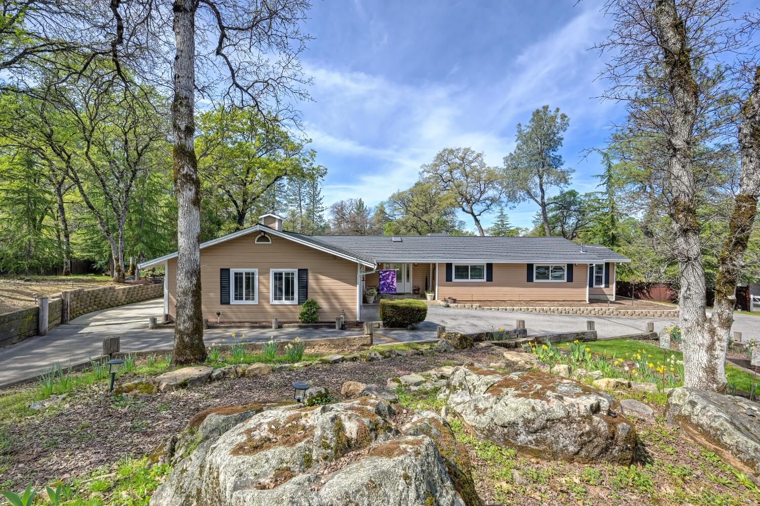 Property Photo:  3221 Tenderfoot Lane  CA 95722 