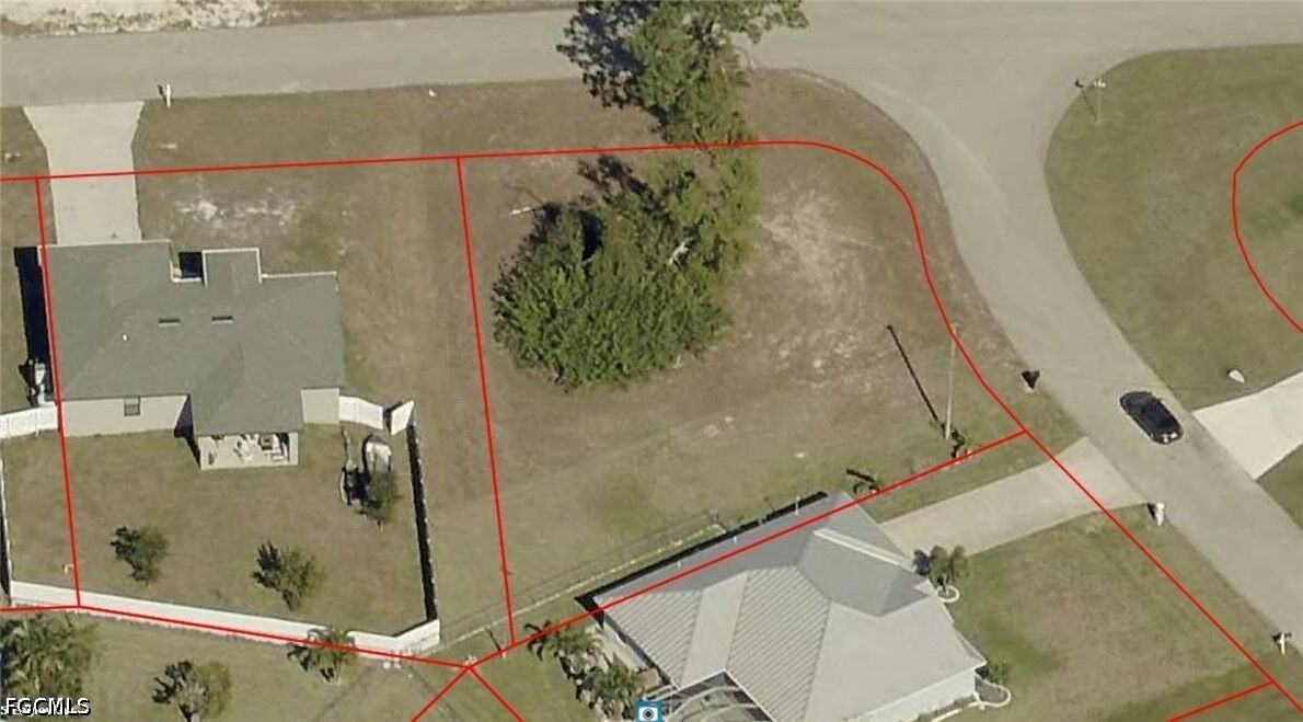 Property Photo:  1912 NE 44th Street  FL 33909 