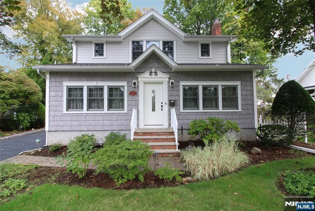 Property Photo:  314 Knickerbocker Road  NJ 07670 