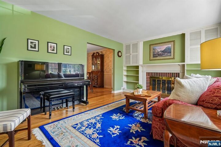 Property Photo: 321 Kenilworth Road NJ 07450