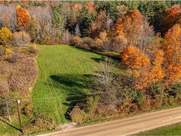 Property Photo:  153 Shackett Road  VT 05733 