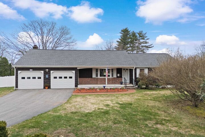 Property Photo:  12 Colonial Circle  NH 03842-3317 