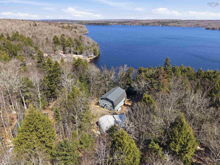 Property Photo: 120 Lakeside Drive NS B0P 1R0