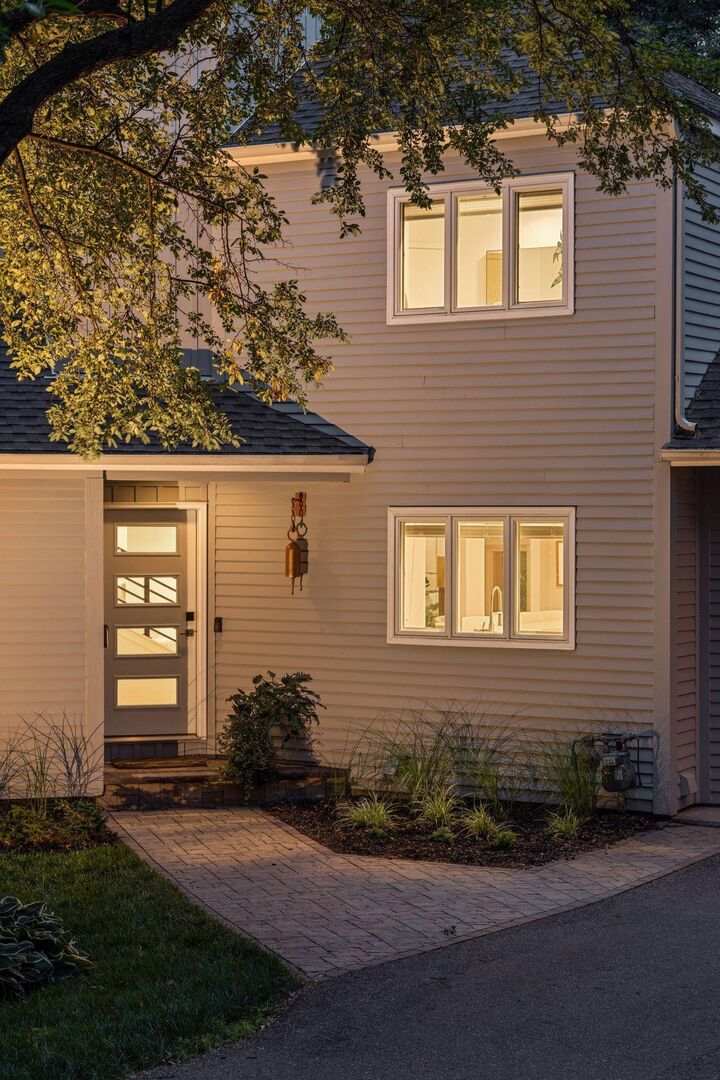 Property Photo:  408 Turnpike Road  MN 55416 