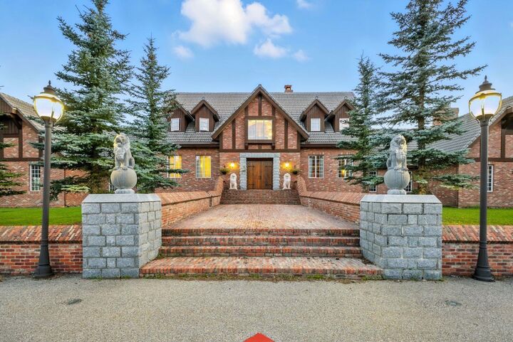 Property Photo: 290142 Parkins Road 100 AB T0L 1K0