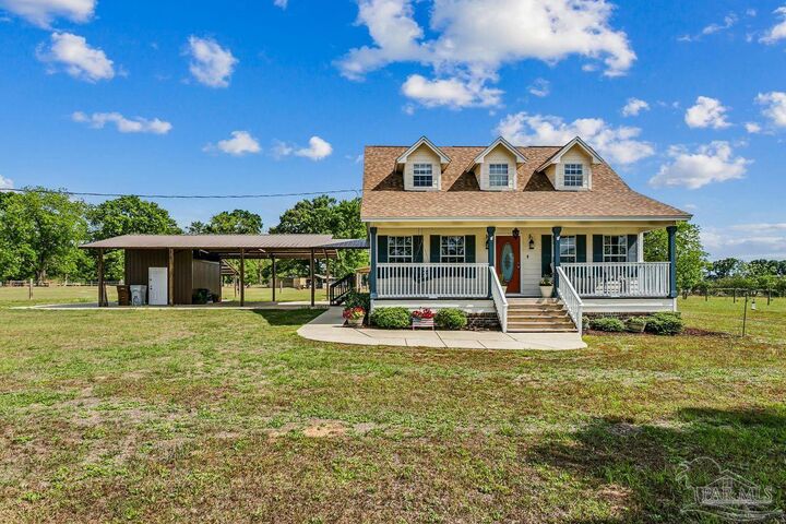 Property Photo:  6545 Greenwood Rd  FL 32565 