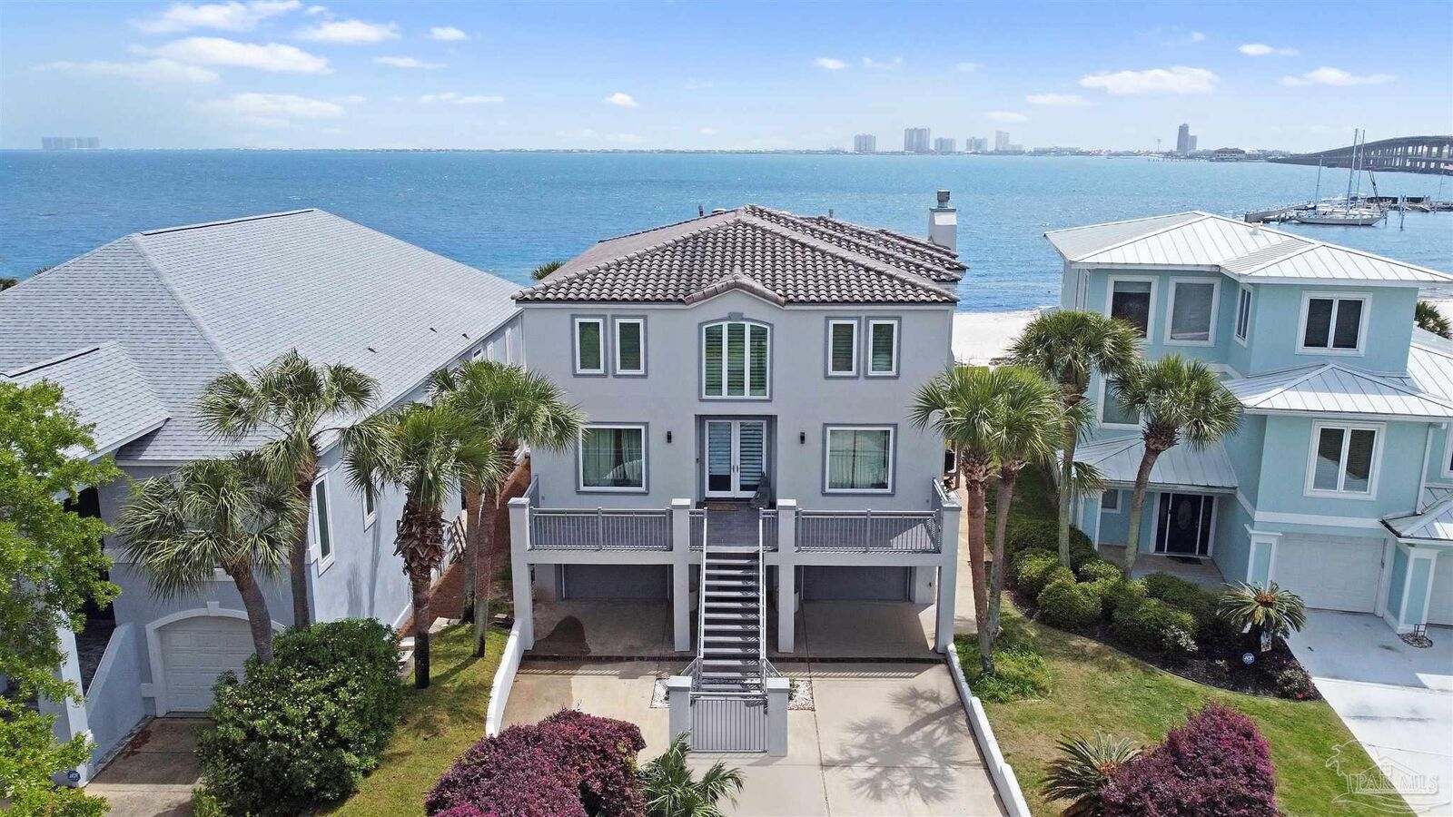 Property Photo:  528 Eventide Dr  FL 32561 