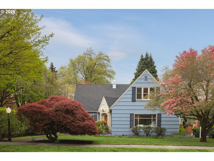 Property Photo: 3838 SE Glenwood St OR 97202