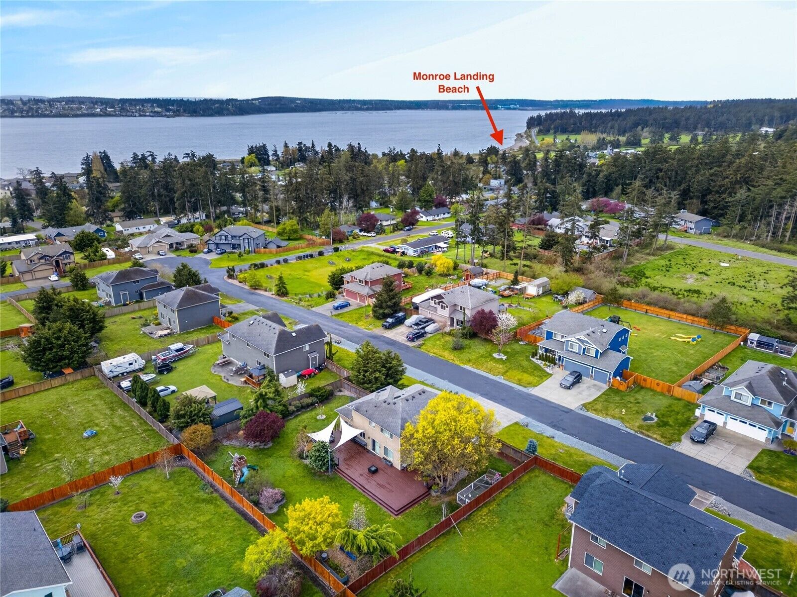 Property Photo:  1031  Cove View Cir.  WA 98277 
